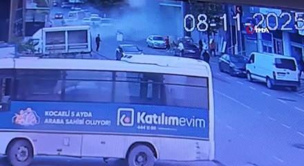 Kocaeli'de 6 kişiye mezar olan tesisteki yangının ilk anları kamerada