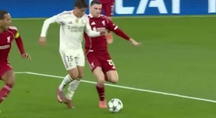 Liverpool maçında Arda Güler'e yapılan hareket sosyal medyayı salladı