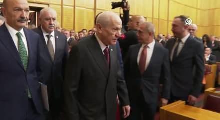 MHP lideri Devlet Bahçeli'nin rozeti ve yüzüğü dikkat çekti