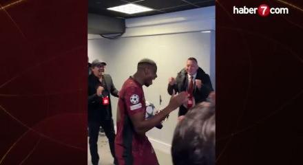 Osimhen Ajax'ı tek başına yıktı! Galatasaray fırtına gibi esti