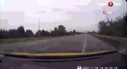 Taksi şoförü, 6 kişinin canını ustaca manevrayla kurtardı