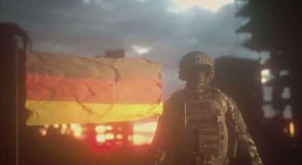 Almanya’da yeni askerlik modelinde erkeklere zorunlu anket, kadınlara isteğe bağlı seçenek