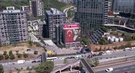 CHP İstanbul İl Binası'na "dışkılı saldırı"