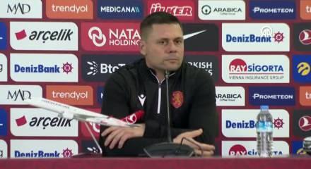 Bulgaristan teknik direktöründen şehitler için başsağlığı mesajı: “Acınızı paylaşıyoruz”