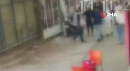 Gençlerin kavgası kan aktı! 