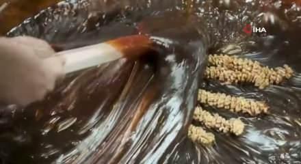 Havalar soğudu, cevizli pekmezli sucuk satışları arttı