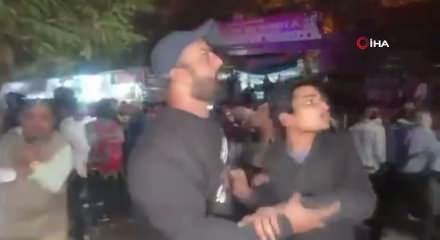 Hindistan'da intihar saldırısı kameralara yansıdı