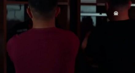 Jandarma ekiplerinin düzenlediği bahis ve dolandırıcılık operasyonunda 21 kişi gözaltına alındı