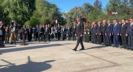 KKTC'nin 42'nci yılı törenlerle kutlanıyor