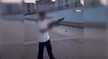 Pompalı tüfekle etrafa rastgele ateş açan şahıslar kıskıvrak yakalandı