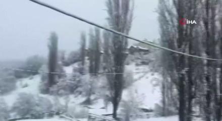 Sivas'a lapa lapa kar yağdı