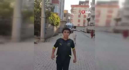 Sokak arasında taş kaleyle transfer duyurusu gülümsetti