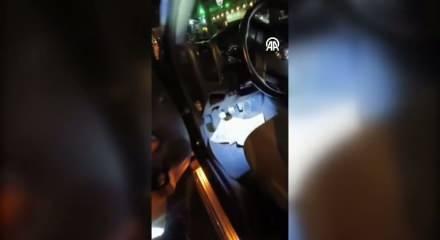 Alanya'da çakarlı pikap sürücüsüne ağır fatura kesildi 