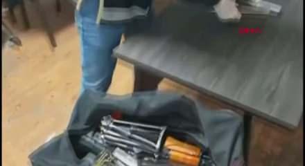 Bahçelievler’de suç örgütüne operasyon: Kar maskeli 3 kişiyle başlayan takipte 8 şüpheli yakalandı