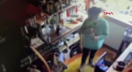 Beyoğlu'nda kafede zehirlenme şüphesi: 2 gözaltı