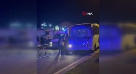 Bolu'da 3 işçi servisi birbirine girdi: 11 yaralı