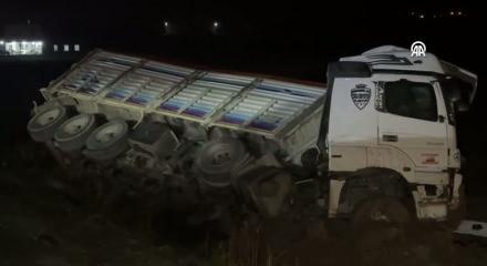 Çınar ilçesinde zincirleme trafik kazasında 3 kişi öldü, 7 kişi yaralandı