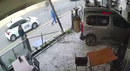 Dükkana dalan sürücü kaza sonrasında olay yerinde kaçtı!