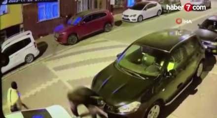  Esenyurt'ta sokaktaki 2 kişiye silahlı saldırı