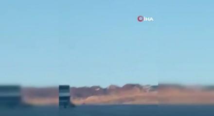 Kamyonetin arkasına bağlanan at yola düşüp sürüklendi: O anlar kamerada