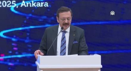 TOBB Başkanı Hisarcıkloğlu herkesi "Mesleklerin çoğu tarihe karışacak!" diyerek uyardı