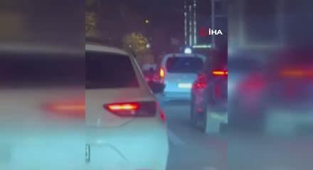 Trafik magandası makas atarak herkesin hayatını tehlikeye soktu