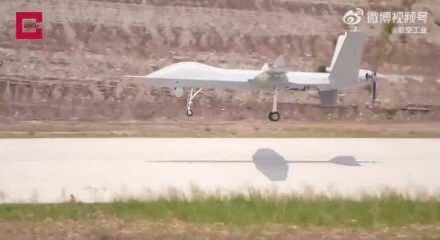 Çin denizaltı karşıtı harp yapabilen insansız hava aracını tanıttı