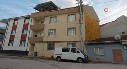 3. kattaki balkondan düşen çocuk yaralandı