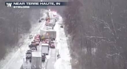 ABD’nin Indiana eyaletinde 50’den fazla araç birbirine girdi