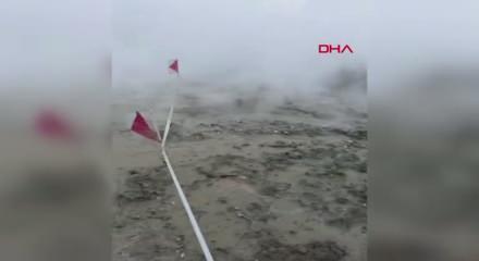 Aydın'da sıcak su boru hattı patladı; yol trafiğe kapandı