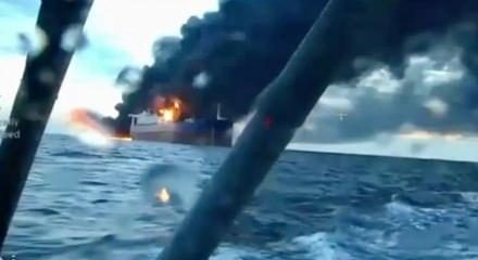  Karadeniz'deki geminin vurulma anı ortaya çıktı