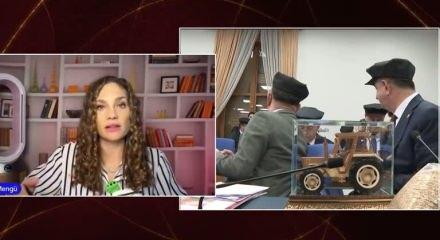  Nevşin Mengü kitabın ortasından konuştu! Veli Ağbaba'nın şovları fena patladı