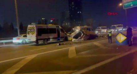 Bağcılar TEM Otoyolu'nda zincirleme kaza meydana geldi!