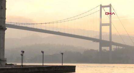 Boğaz trafiğine sis engeli