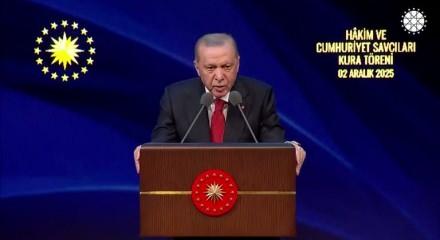 Cumhurbaşkanı Erdoğan "hukuk önünde herkes eşittir" dedi.