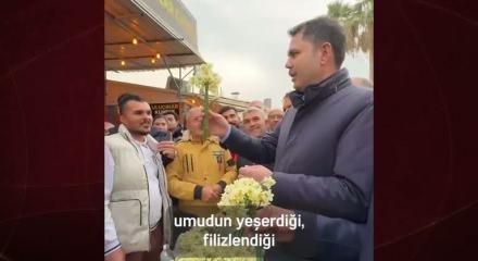 Deprem sonrası Hatay'a umut olan Bakan Kurum'a sevgi seli