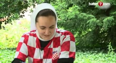 Hırvatistan'da "Müslüman göçmen bana saldırdı" diyen rahibenin kendini yaraladığı ortaya çıktı