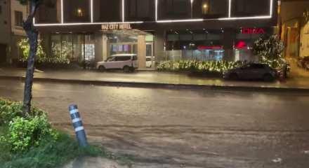 İstanbul'da sağanak etkili oldu