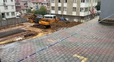 Kadıköy’de yağışın etkisiyle 5 katlı binanın istinat duvarı çöktü