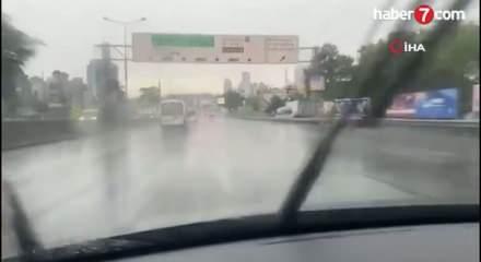 Kuvvetli sağanak yolda! Meteoroloji uyarı üstüne uyarıda bulundu