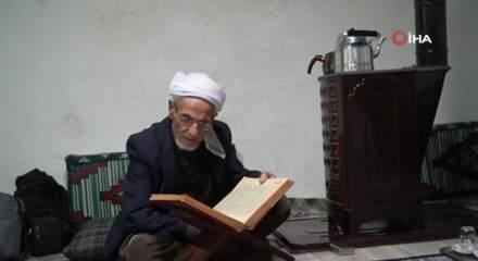 Muş’ta 86 yaşındaki Rüstem dede 50 yıldır sadece çay ve gofretle yaşıyor