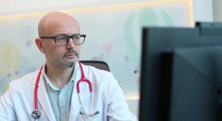 Uzmanlar isim uyardı: Yenidoğan bebeklerde solunum enfeksiyonlarına dikkat 