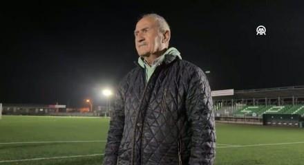 89 yaşındaki emekli madenci, kurduğu amatör kulüple gençleri spora kazandırıyor