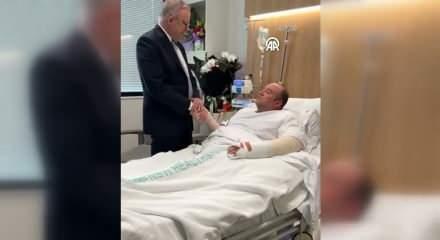  Avustralya Başbakanı  Albanese kahraman Ahmed'i hastanede ziyaret etti