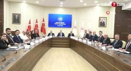 Bakan Işıkhan: &Ccedil;alışanlarımızı enflasyona ezdirmeyeceğiz