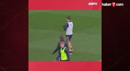 Fenerbah&ccedil;e ile anılan Veerman'ın hocası konuştu: 'Keyfini &ccedil;ıkaralım'