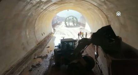 İskenderun-Topboğazı Otoyolu'nda &ccedil;alışmalar s&uuml;r&uuml;yor