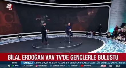 &Ouml;d&uuml;l t&ouml;reninde babasının elini &ouml;pen Bilal Erdoğan, o anları anlattı