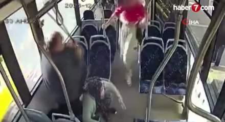 Otobüste yaşlı çifti darbeden sanığa verilen 2 yıl hapis cezası, ‘yaş’ nedeniyle düşürüldü