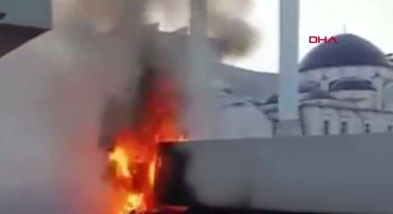 Park halindeki tır alev alev yandı